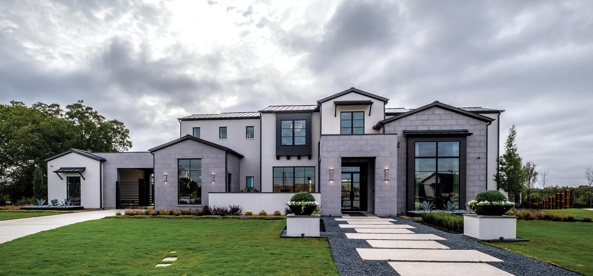 Dream Street Home – Séura, image size:1920x895