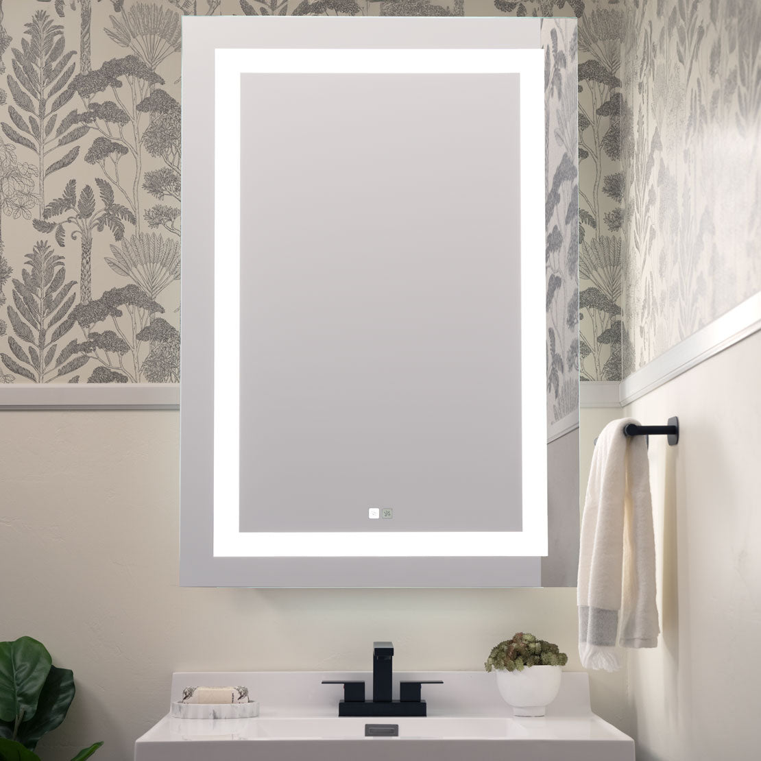 Alto Lighted Mirror