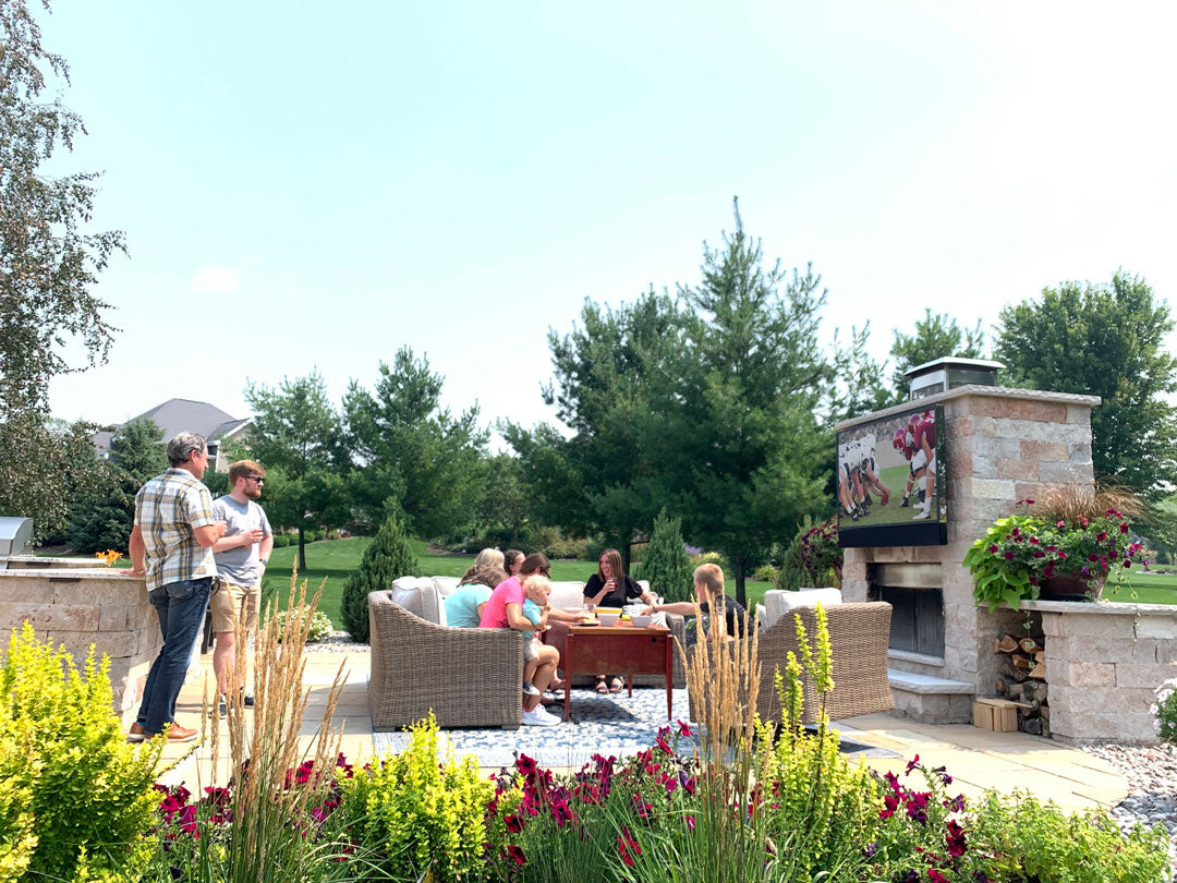 Full Sun Series™ 50" Outdoor TV